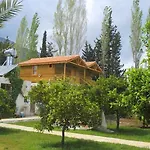 לינה וארוחת בוקר Portakal Bahcesi אדראסן